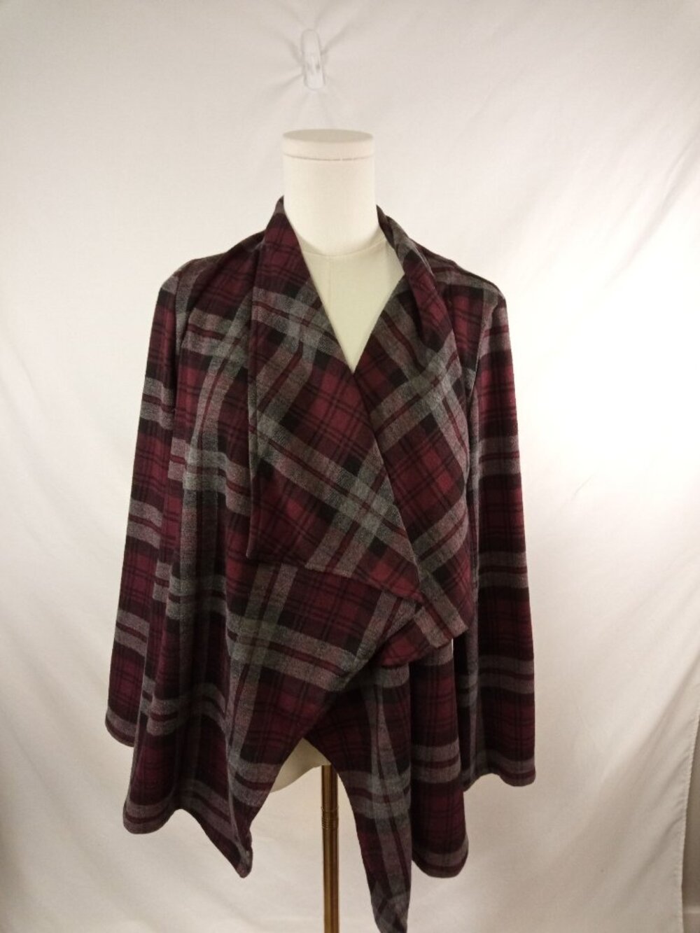 BB Dakota Women's Burgundy + Gray Plaid Cardigan W/ Waterfall Neckline Sz.